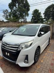 Toyota Noah 2014 White for sale
