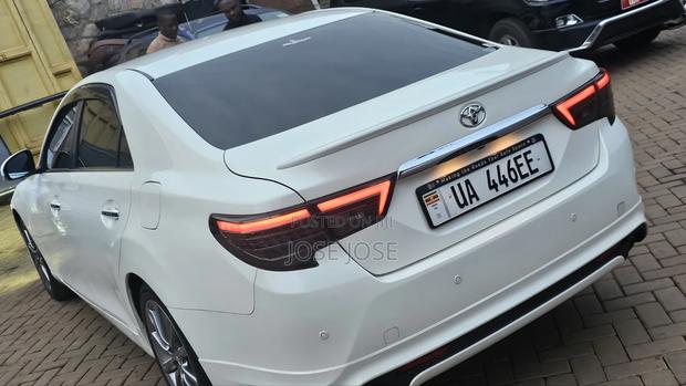 Toyota Mark X 2014 White