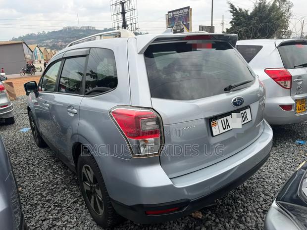 Subaru Forester 2017 Silver