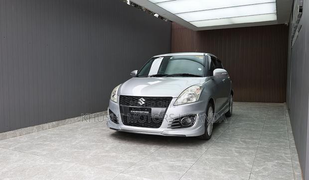 Suzuki Swift 2012 Silver