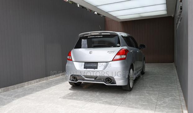 Suzuki Swift 2012 Silver
