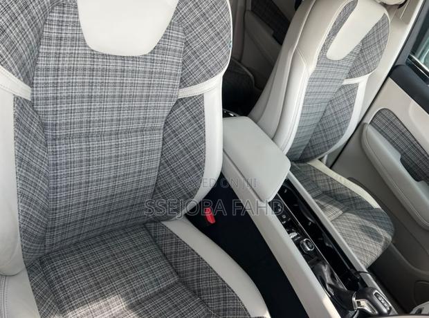 Volvo S60 2018 Blue