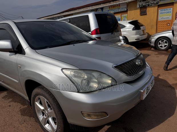 Toyota Harrier 2006 Silver