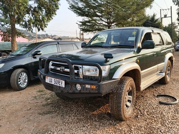 Toyota Hilux Surf 1998 Green