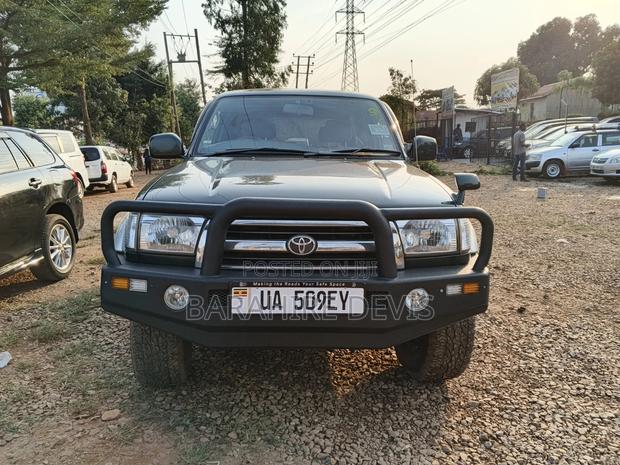 Toyota Hilux Surf 1998 Green