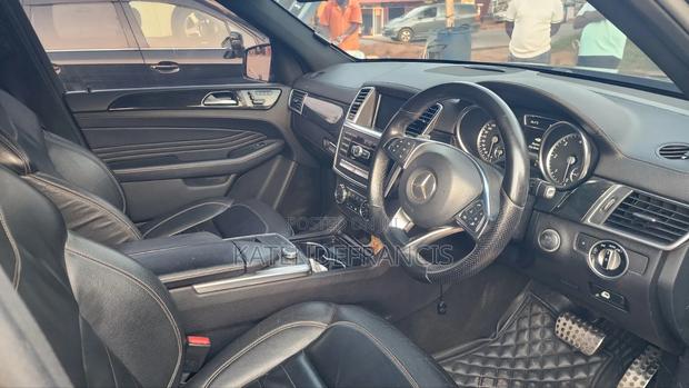 Mercedes-Benz M Class 2015 Black