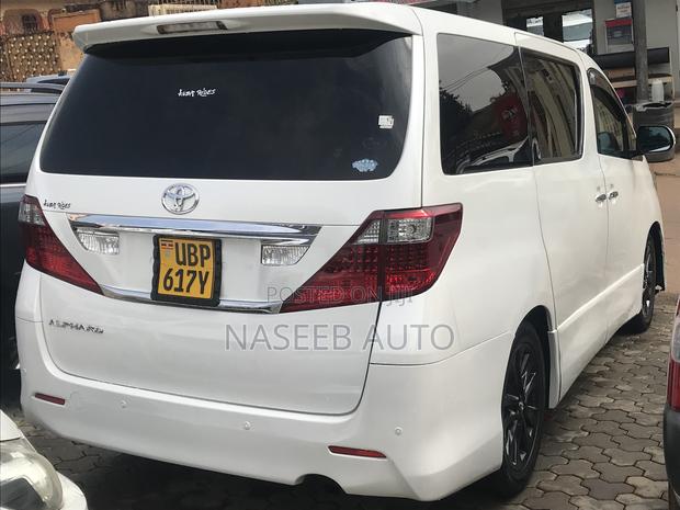 Toyota Alphard 2008 White