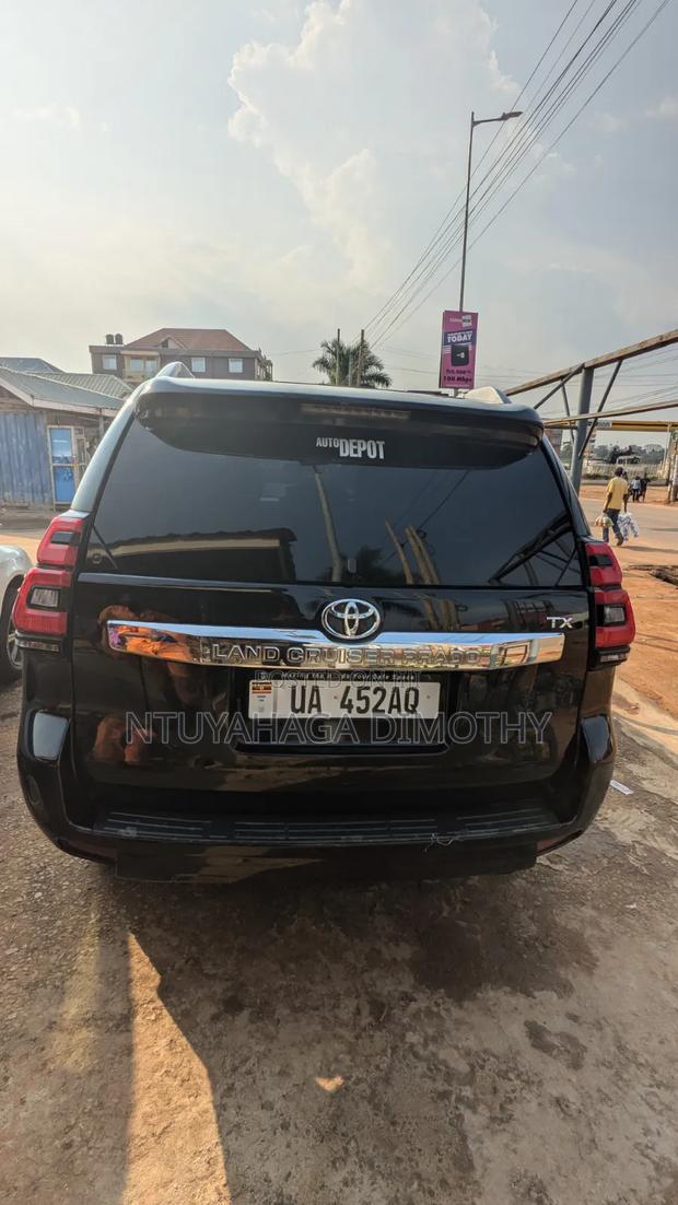 Toyota Land Cruiser Prado 2.7 i 2013 Black