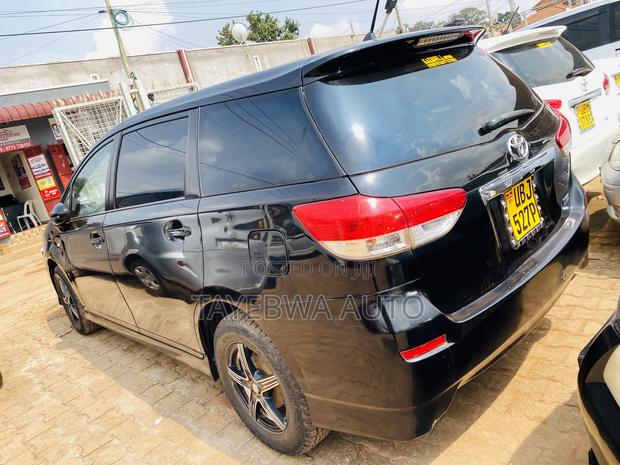 Toyota Wish 2010