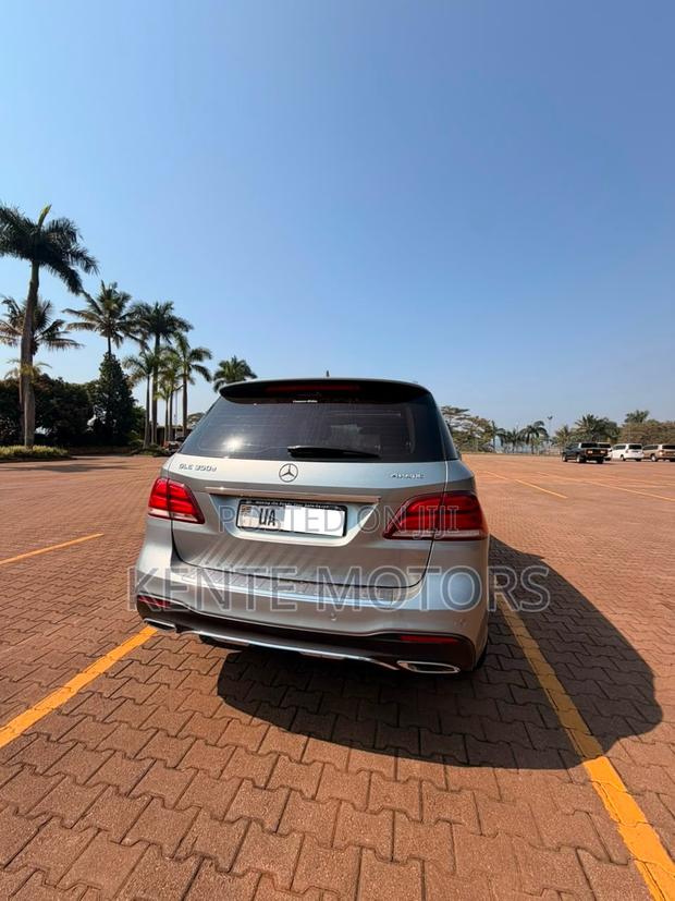 Mercedes-Benz GLE-Class GLE 350d 4MATIC 2017