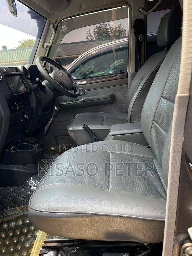 Toyota Land Cruiser Prado 2017 Green