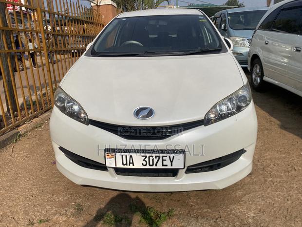Toyota Wish 2018 White