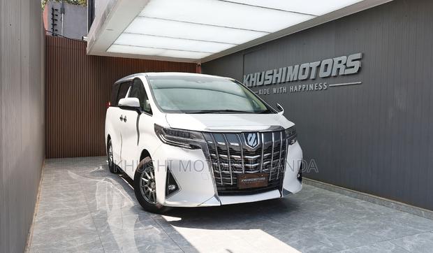 Toyota Alphard 2018 White