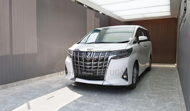 Toyota Alphard 2018 White
