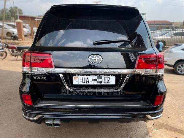 Toyota Land Cruiser 4.5 V8 DSL 2014 Black