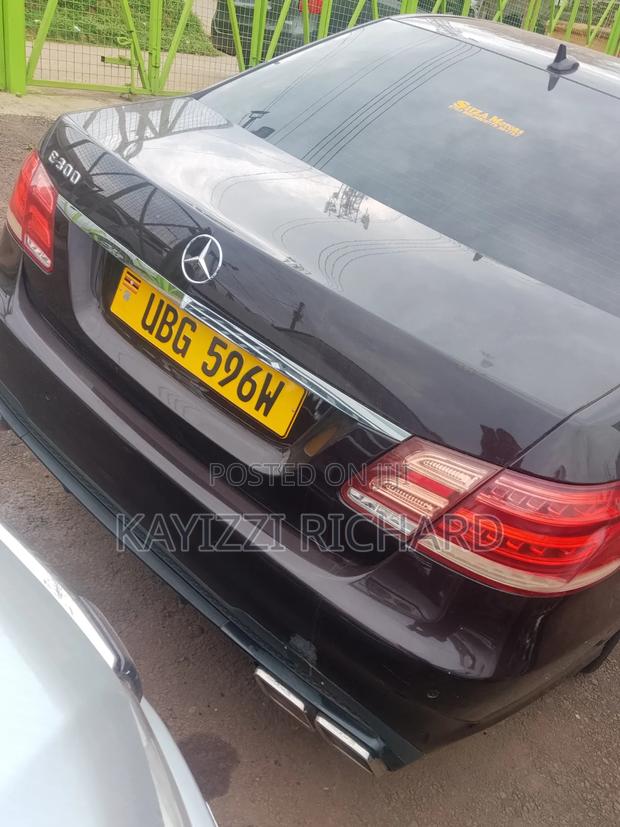Mercedes-Benz E300 2010 Brown