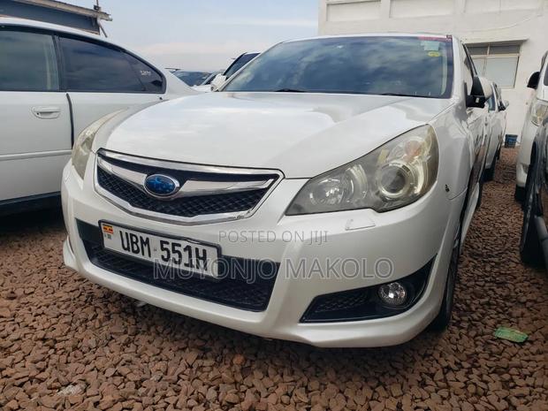 Subaru Legacy 2010 White