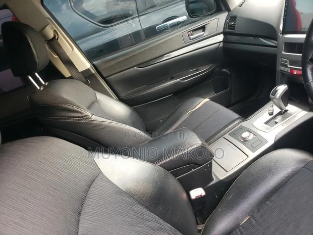 Subaru Legacy 2010 White