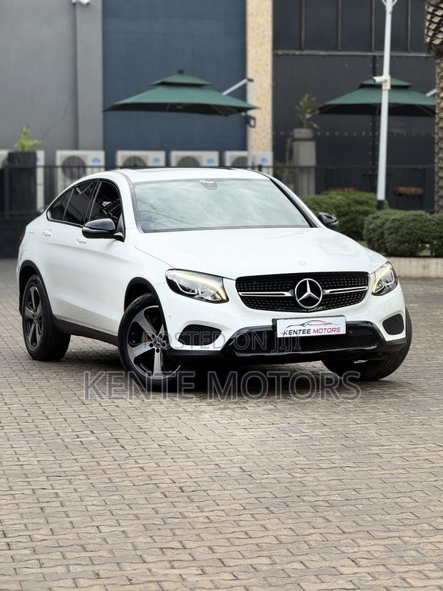 Mercedes-Benz GLC-Class 2017 White