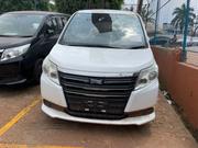 Toyota Noah 2014 White for sale