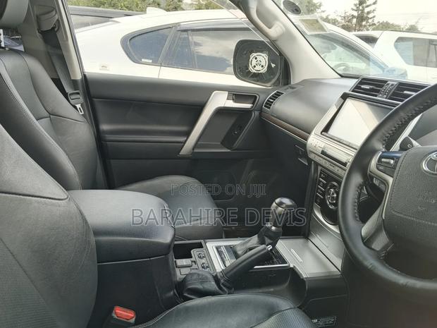 Toyota Land Cruiser Prado 2018 White