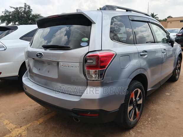 Subaru Forester 2017 Silver