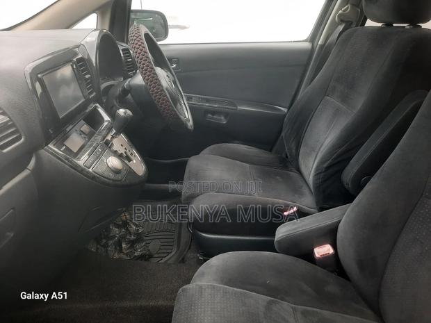 Toyota Wish 2008 Silver