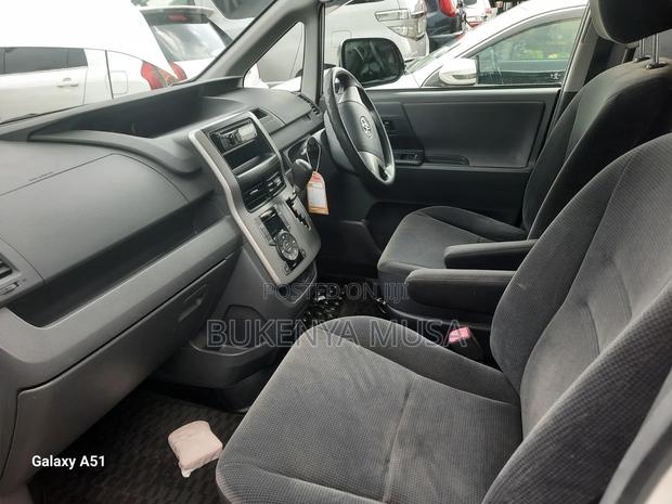Toyota Voxy 2012 White