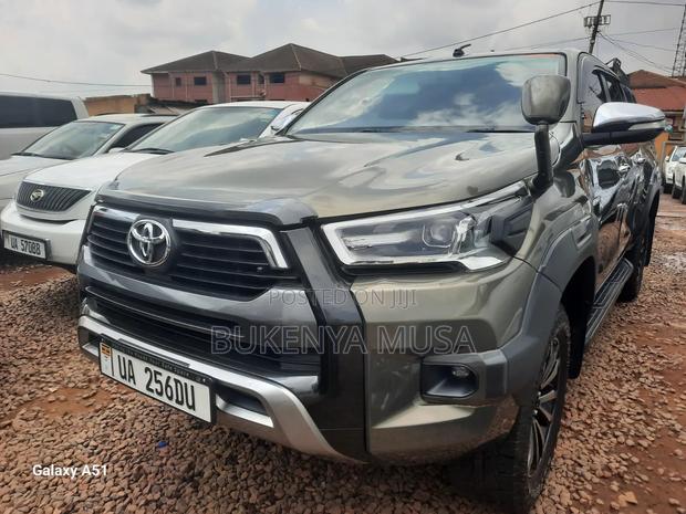 Toyota Hilux 2017 Black