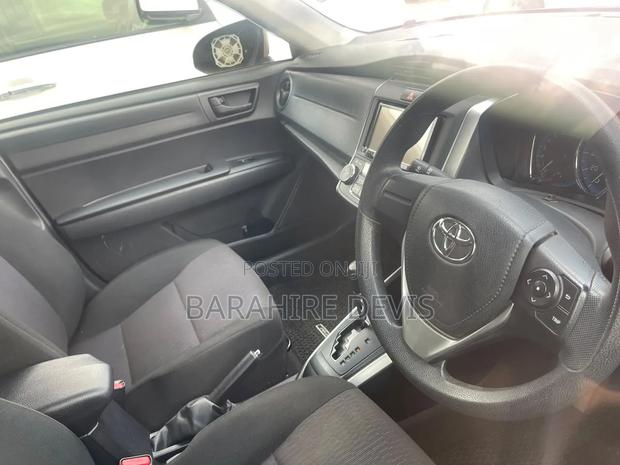 Toyota Corolla Fielder 2015 Silver