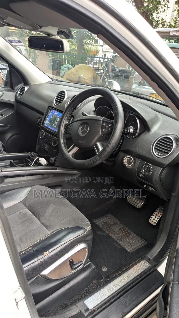 Mercedes-Benz M Class 2010 White