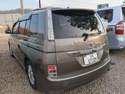 Toyota ISIS 2011 Gray for sale