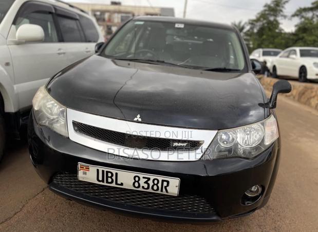 Mitsubishi Outlander 2010 Black