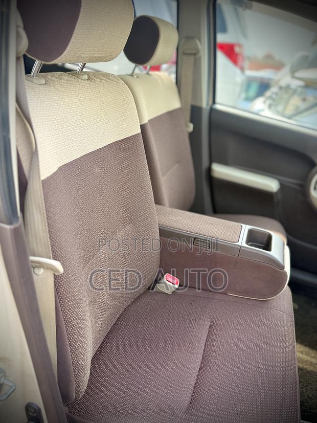 Toyota Passo 2014 Beige