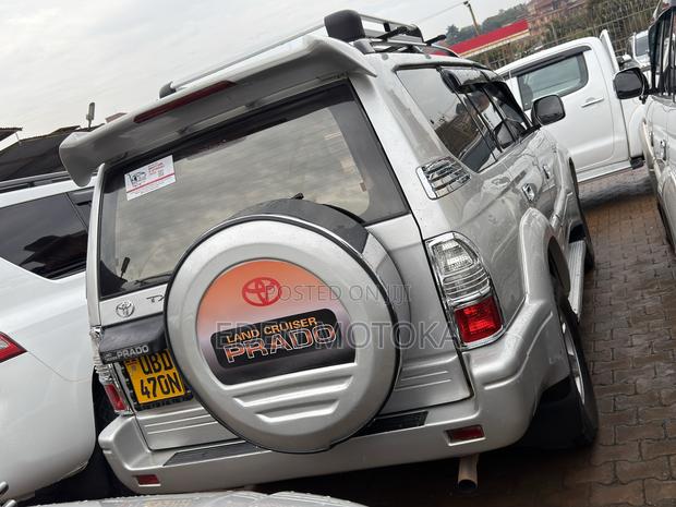 Toyota Land Cruiser Prado 3.0 TD 1997 Silver