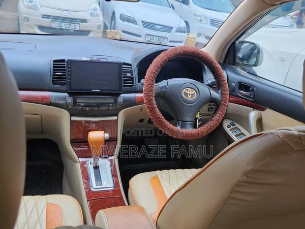 Toyota Premio 2005 Silver