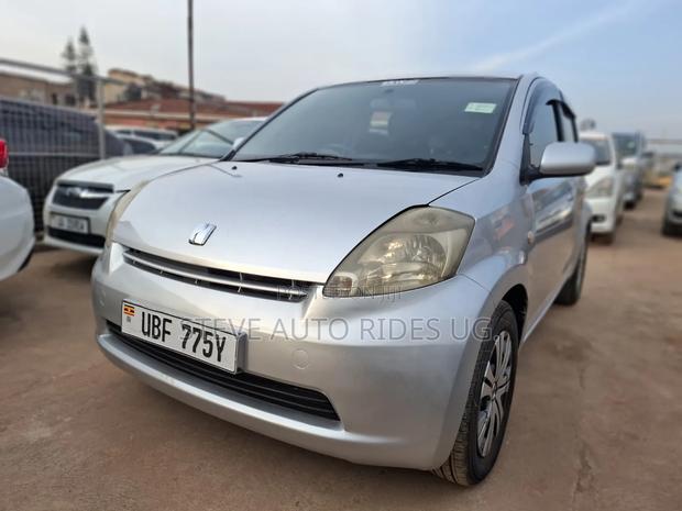 Toyota Passo 2008 Silver
