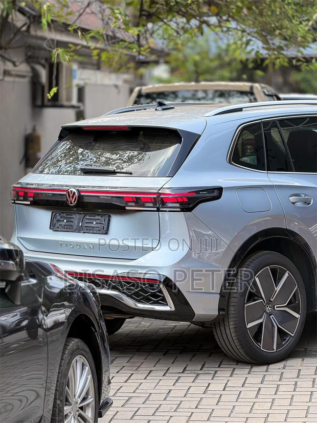 Volkswagen Tiguan 2026 Silver