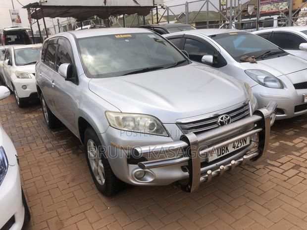 Toyota Vanguard 2008 Silver