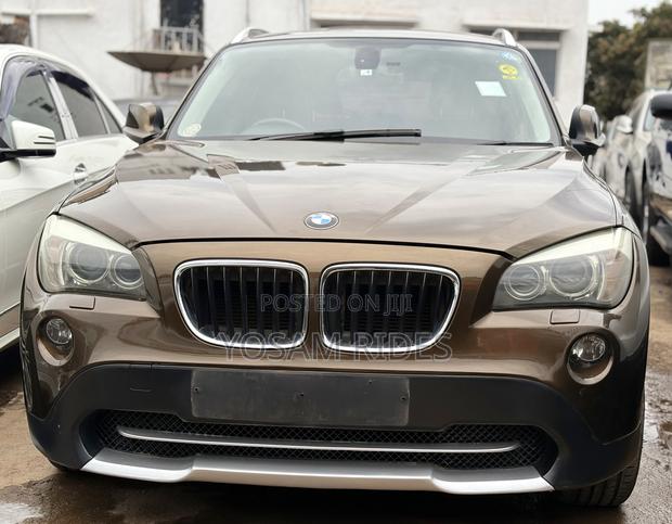 BMW X1 xDrive28i 2013 Brown