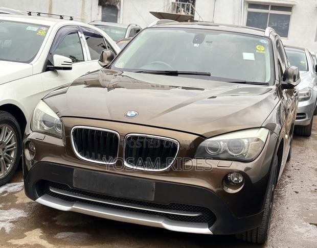 BMW X1 xDrive28i 2013 Brown