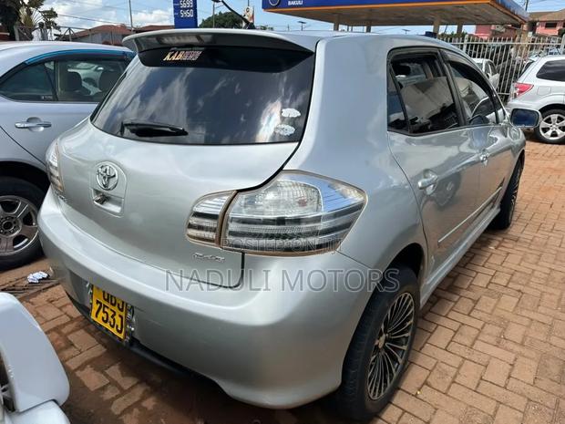 Toyota Blade 2008 Silver