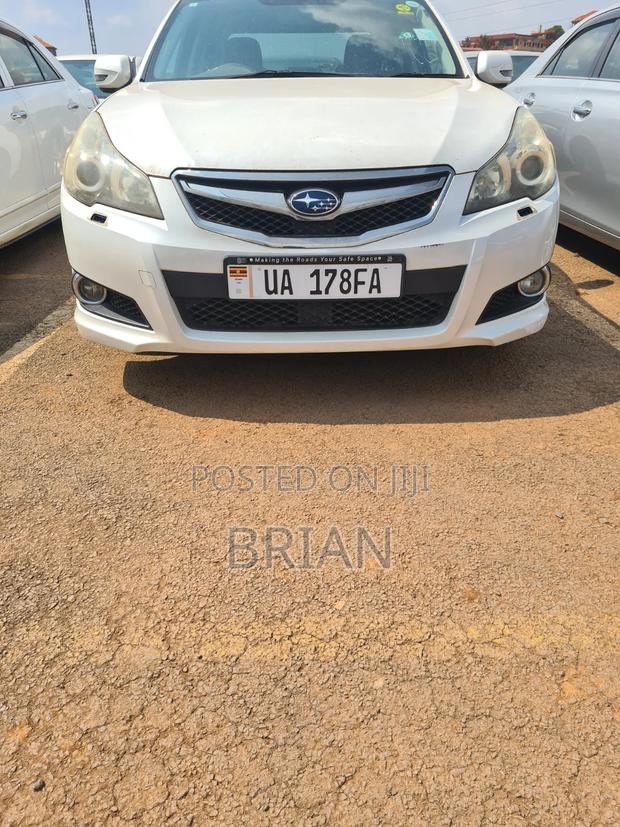 Subaru Legacy 2012 White