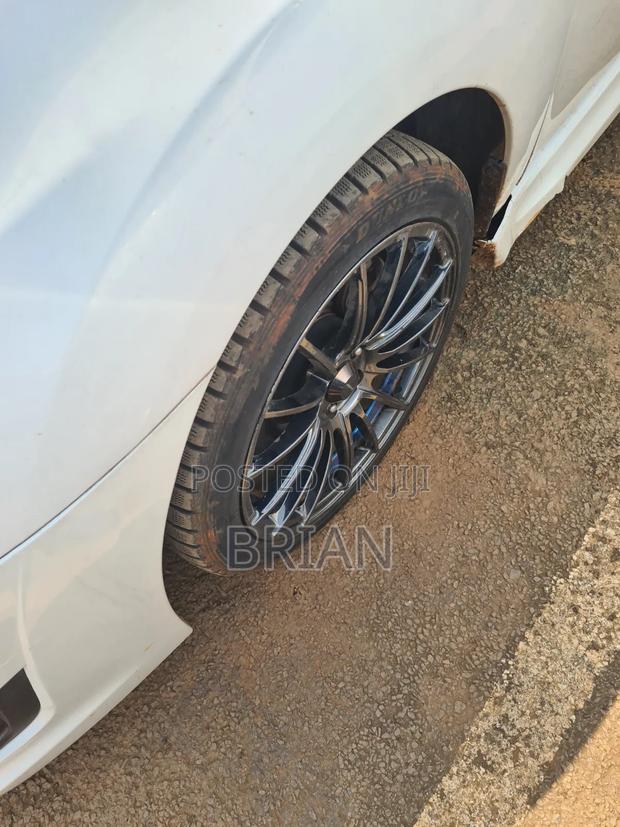 Subaru Legacy 2012 White