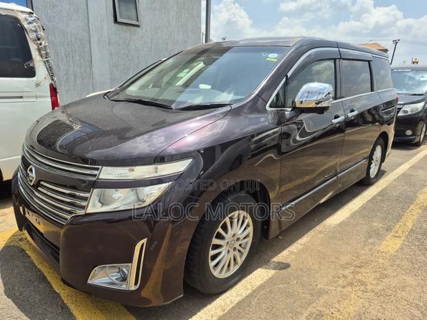 Nissan Elgrand 2013 Maroon