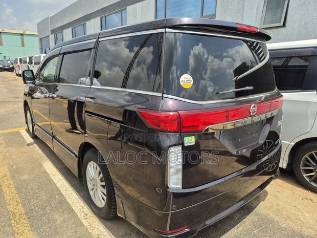 Nissan Elgrand 2013 Maroon