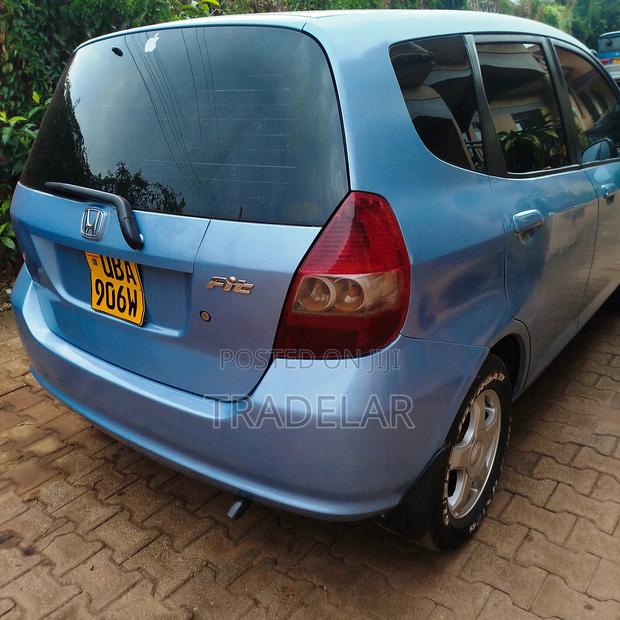 Honda Fit A 2001 Blue
