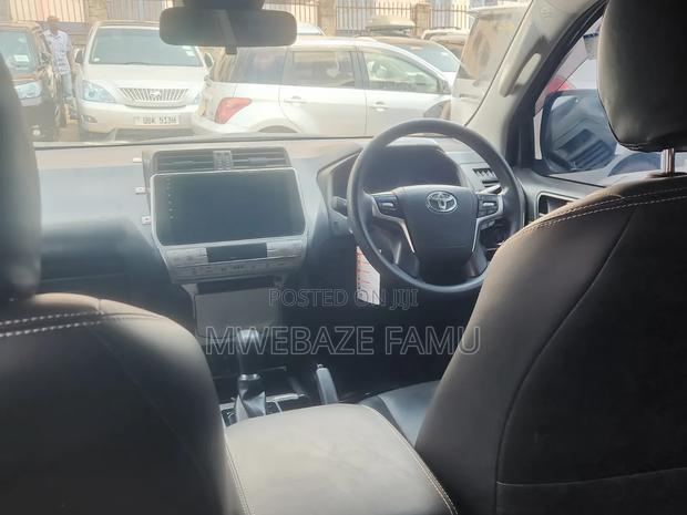 Toyota Land Cruiser Prado 2019
