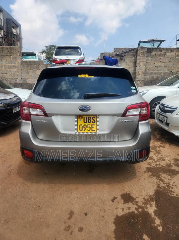 Subaru Outback 2016 Gray