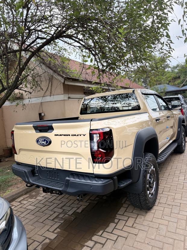 New Ford F-250 Super Duty XLT SuperCab LB 2026 Yellow